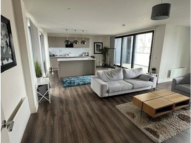Lightwell, Birmingham B3, 2 bed flat to rent, £2,099 pcm | PrimeLocation