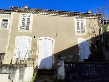 LIGNAN Maison à rénover 126m² sur 400 m² de parcelle 130 000€