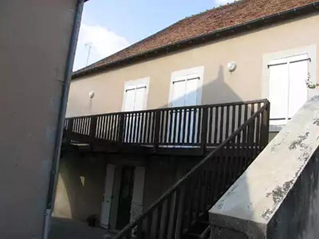 Lignac 36370 Location appartement 2 pièces t2 cave balcon