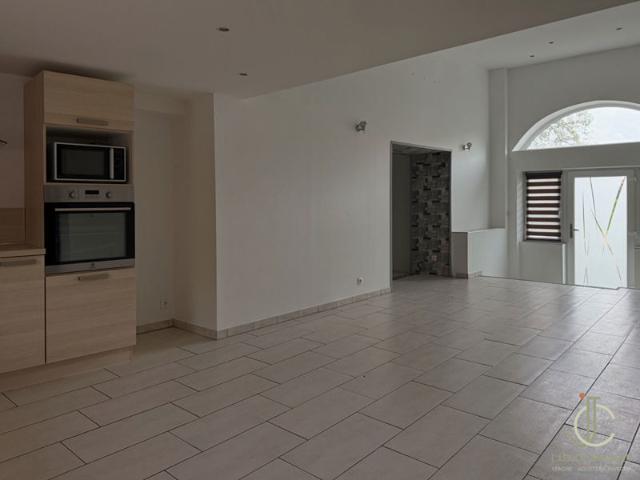 LIGNEVILLE Maison de village rénové 5 chambres garage et jardin
