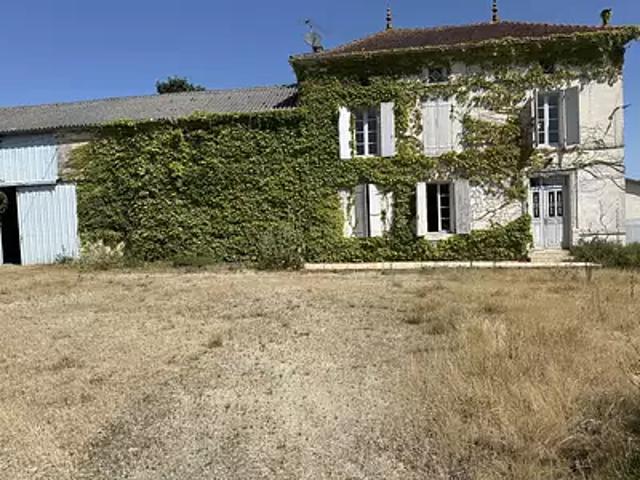 Lignières Sonneville 16130 Achat / Vente maison 9 pièces t9