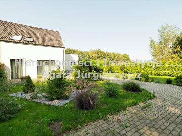 Nowoczesny bliźniak 125 m2 z piękną działką 925 m2