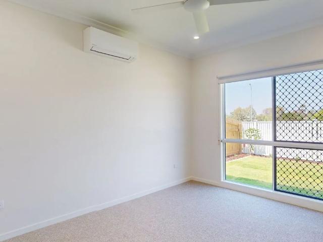 Like New Prestigious Executive Family Home!