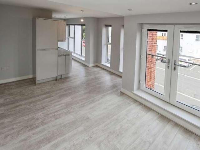 Lily Grove, Beeston, NG9