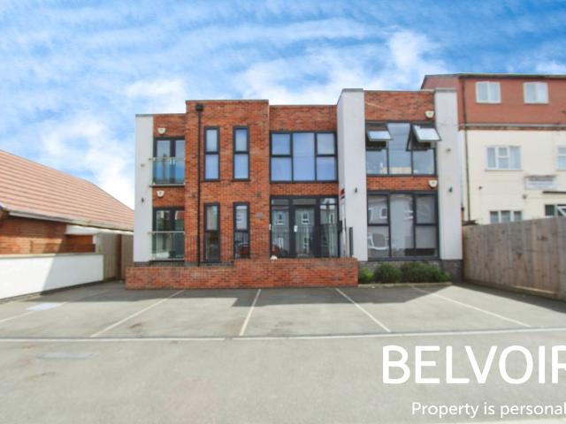 Lily Grove, Beeston NG9, 2 bed flat to rent, £1,100 pcm | PrimeLocation