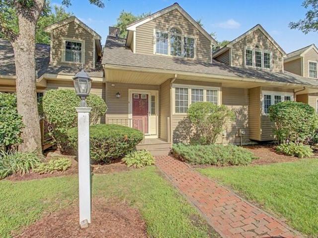 Lilac Ct Unit,hopkinton, Condo For Sale