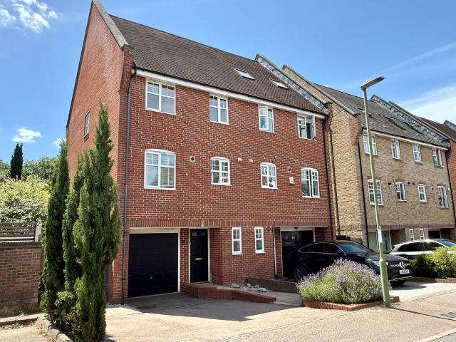 Lilbourne Drive, Hertford SG13, 4 bed semi detached house to rent, £2,750 pcm | PrimeLocation