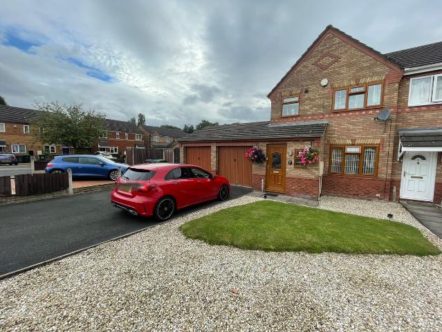 Lilian Grove, Bilston WV14, 3 bed property to rent, £1,195 pcm | PrimeLocation