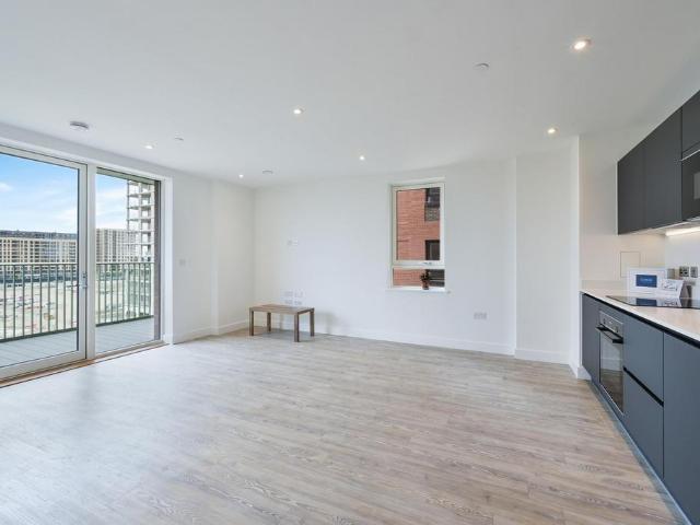 Lilium Court, Dagenham Green, RM9 2 bed apartment to rent £2,097 pcm £484 pw