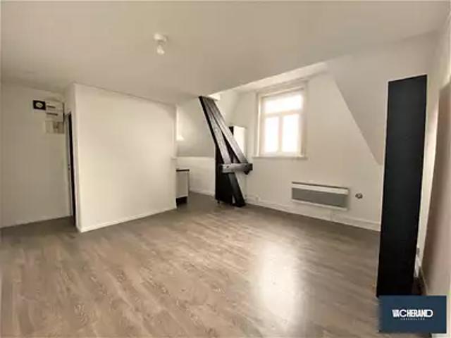 Lille 59000 Achat / Vente appartement 1 pièce t1 au dernier étage parking