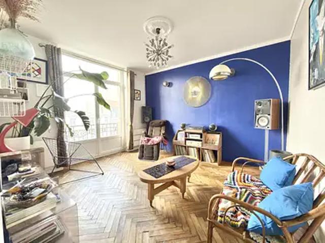Lille 59000 Achat / Vente appartement 2 pièces t2 au dernier étage