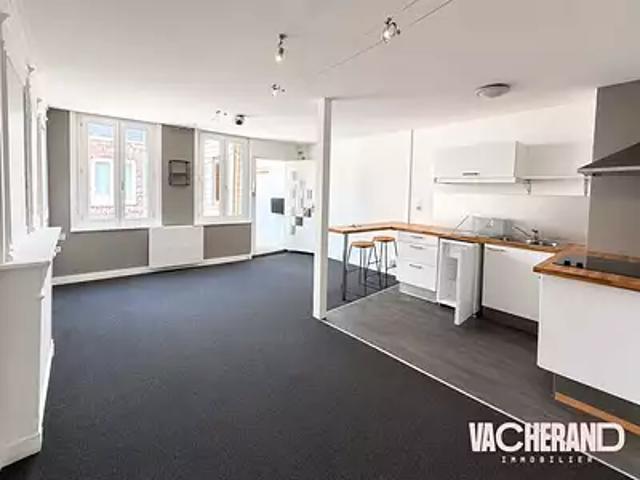 Lille 59000 Achat / Vente appartement 2 pièces t2 au dernier étage