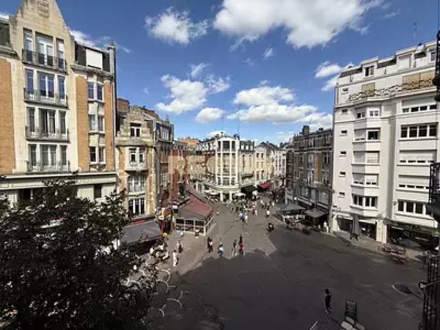 Lille 59000 Achat / Vente appartement 2 pièces t2 au dernier étage