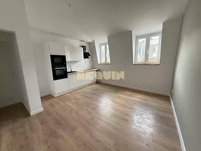 Lille 59000 Achat / Vente appartement 3 pièces t3 au dernier étage