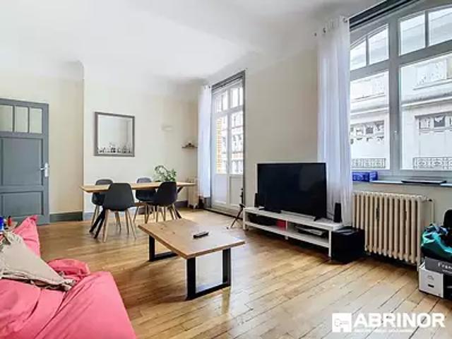 Lille 59000 Achat / Vente appartement 3 pièces t3 cave balcon