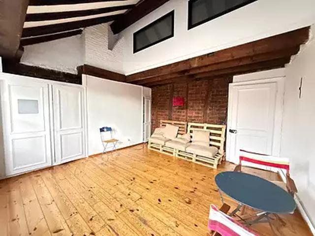 Lille 59000 Location appartement 4 pièces t4 au dernier étage