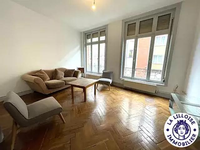Lille 59000 Location appartement 2 pièces t2 au dernier étage