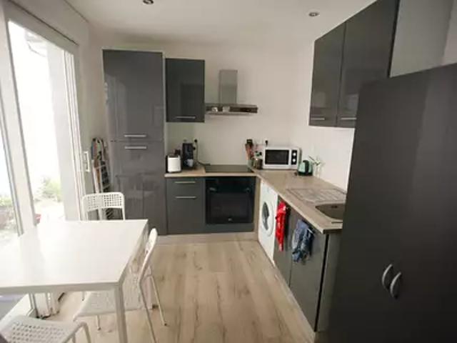 Lille 59000 Location appartement 3 pièces t3 au dernier étage