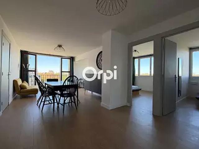 Lille 59800 Achat / Vente appartement 4 pièces t4 cave balcon
