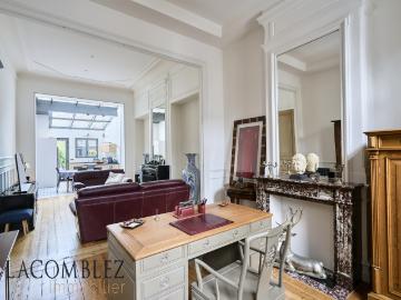 Lille vauban Magnifique maison Bourgeoise de 217 m2 avec jardin et garage !