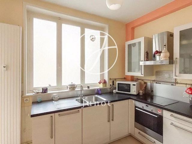 Lille VIEUX LILLE Appartement à vendre 3 pièces 107 m² 2 chambres Cave