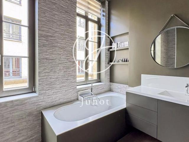 Lille – VIEUX LILLE – Maison à vendre – 5 pièces – 112,40m² loi carrez – 3 chambres