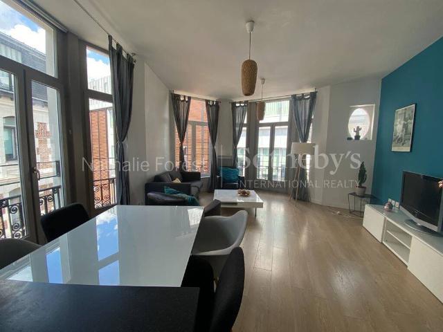 LILLE CENTRE! Splendide type 3 de 61m² hab entièrement meublé à