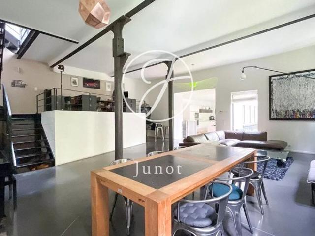 Lille CORMONTAIGNE Loft à vendre 6 pièces 216,98m² loi Carrez 4 chambres Terrasse Jardin Stationnement