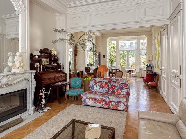 Lille CORMONTAIGNE Maison à vendre 9 pièces 318,52m² 6 chambres Jardin Garage