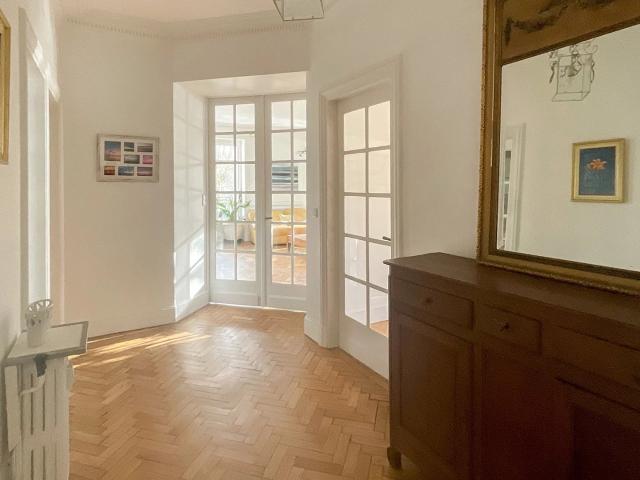 Lille – RÉPUBLIQUE BEAUX ARTS – Appartement à vendre – 6 pièces – 196,190 m² – 5 chambres – Garage – Cave – Parquet d’époque