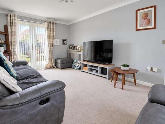 Lilleburne Drive, Nuneaton, CV10