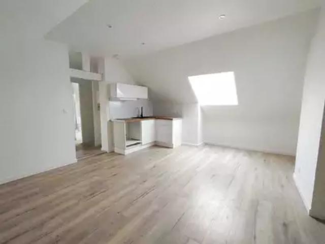Lillers 62190 Location appartement 2 pièces t2 au dernier étage