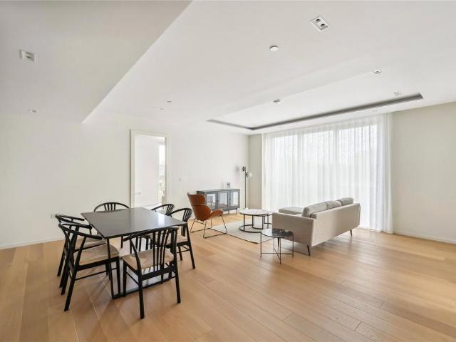 Lillie Square, London, SW6 3 bed apartment to rent £6,608 pcm £1,525 pw