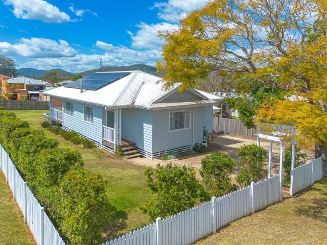 Lilly Pilly Cottage A charming country retreat right in the heart of the Sunshine Coast Hinterland Township of Kenilworth