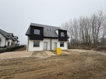 Komfortowy dom bliźniak z 4 pokojami i ogrzewaniem podłogowym