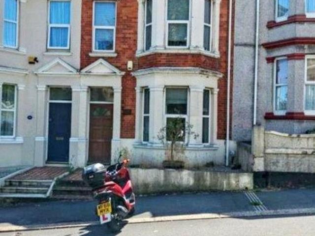 Lipson Road, Plymouth 1 bed in a house share to rent £500 pcm £115 pw