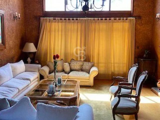 Liquida gran casa empresarial. 6 dormitorios por 23500.00 en Putaendo