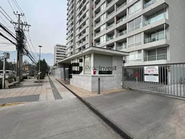 Liquidación bancaria! Dpto 3 Dormitorios Y 2 Baños En Macul | 3 dormitorios por 3550.00 en Macul