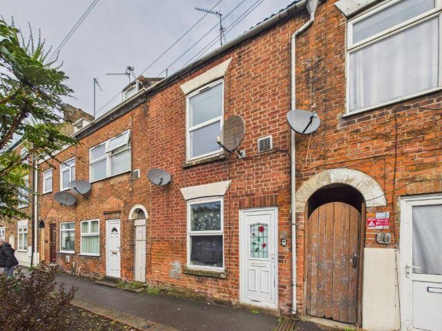 Liquorpond Street, Boston, Lincolnshire 2 bed terraced house to rent £850 pcm £196 pw
