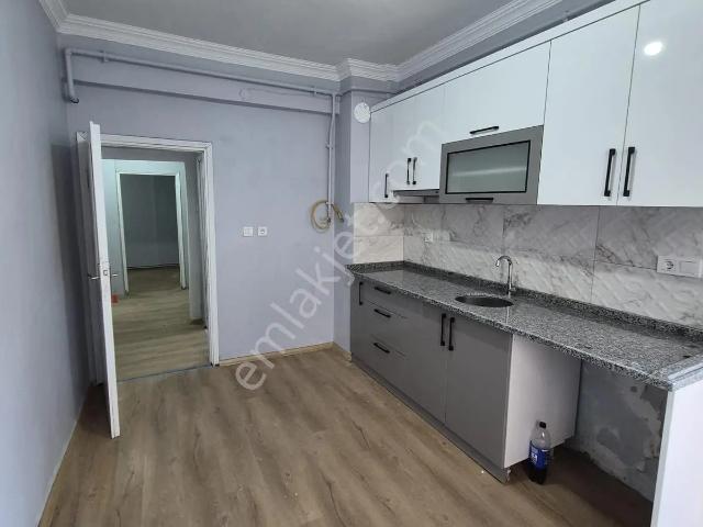 Lir Den Askent Te İmam Hatip Okuluna Yakın 3+1 Kiralık Daire