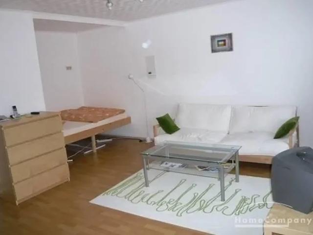 List Oststadt, very central apartment, 3 min to mainstation