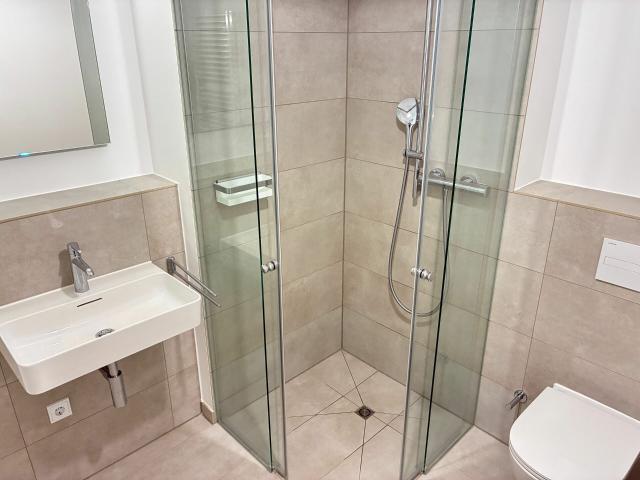LIST PELIKAN | ERSTBEZUG | hochwertige 2 Zimmer Wohnung im 6.OG mit EBK