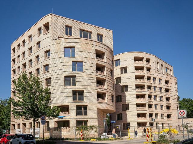 LIST PELIKAN | ERSTBEZUG | hochwertige 3 Zimmer Wohnung mit Loggia Einbauküche auf Wunsch