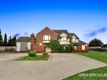 LISTED AS: LIFESTYLE, LOCATION & FUTURE POTENTIAL ON 4,106m2 APPROX. in Prime Hoppers Crossing/Tarneit District!