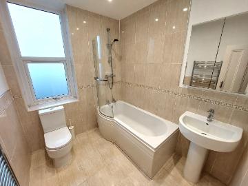 Lister Avenue, Bradford BD4, 4 bed shared accommodation to rent, £395 pcm | PrimeLocation