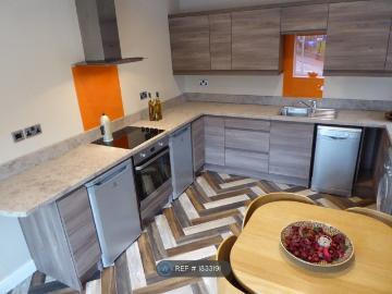 Lister House, Bradford BD9, 1 bed flat to rent, £650 pcm | PrimeLocation