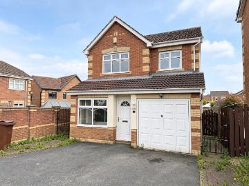 Lister Walk, Morley, Leeds LS27, 3 bed detached house to rent, £1,650 pcm | PrimeLocation