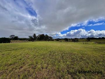 LISTON VIA STANTHORPE 1 HECTARE SET ON THE TOP OF A RIDGE FOR GREAT VIEWS