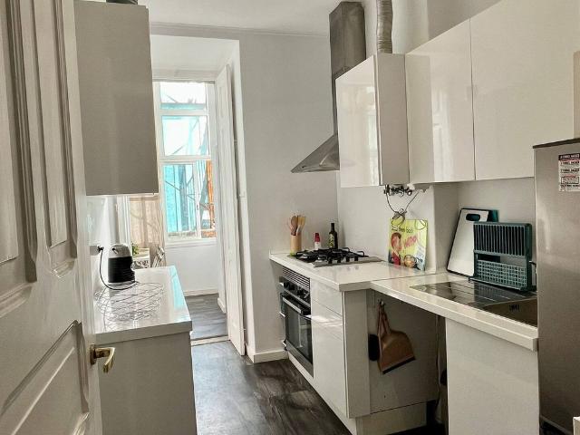 Lisbon City Center Apt