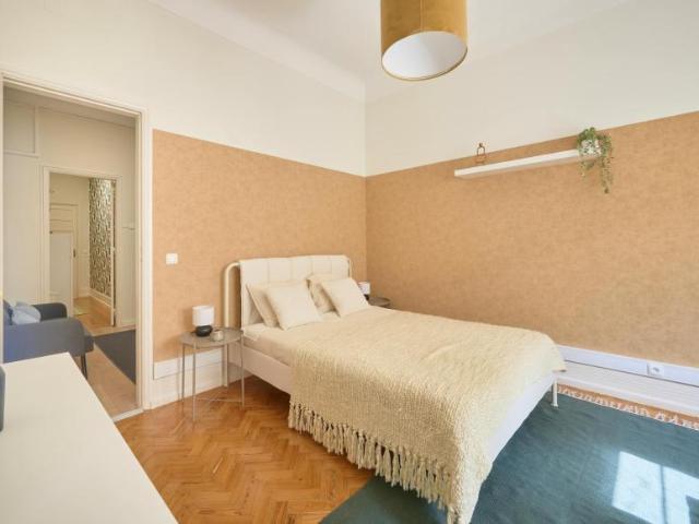Lisbon Lisbon 1050 010 100415386